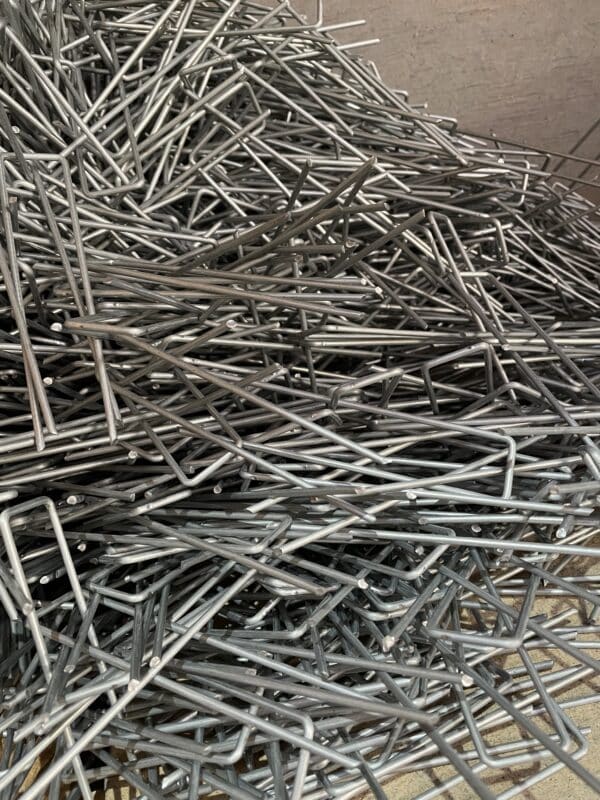 130 mm ground staples