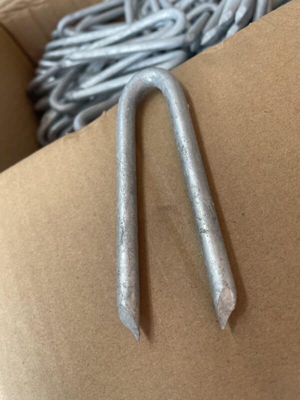 Gate staples