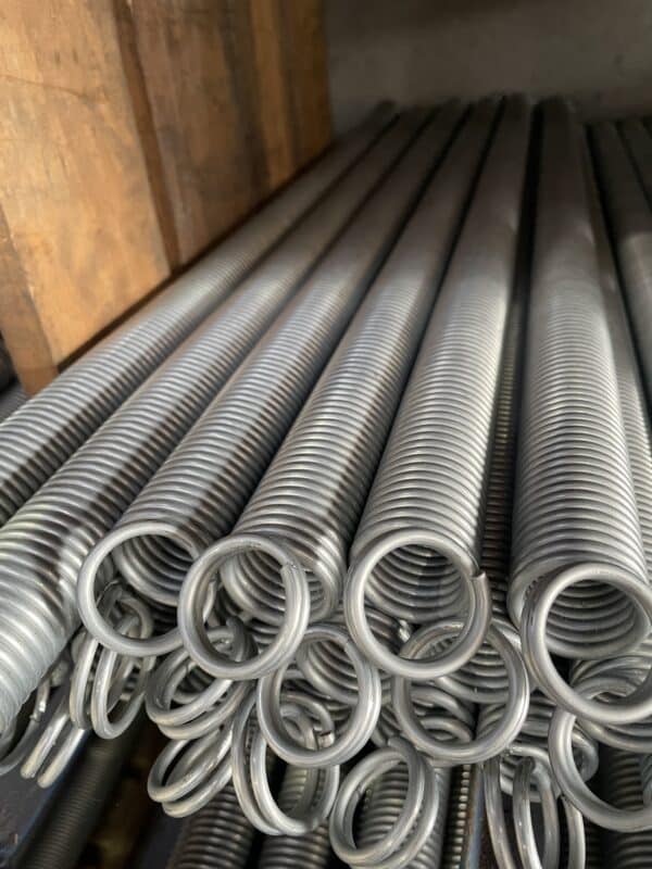 Sectional garage door springs – side springs